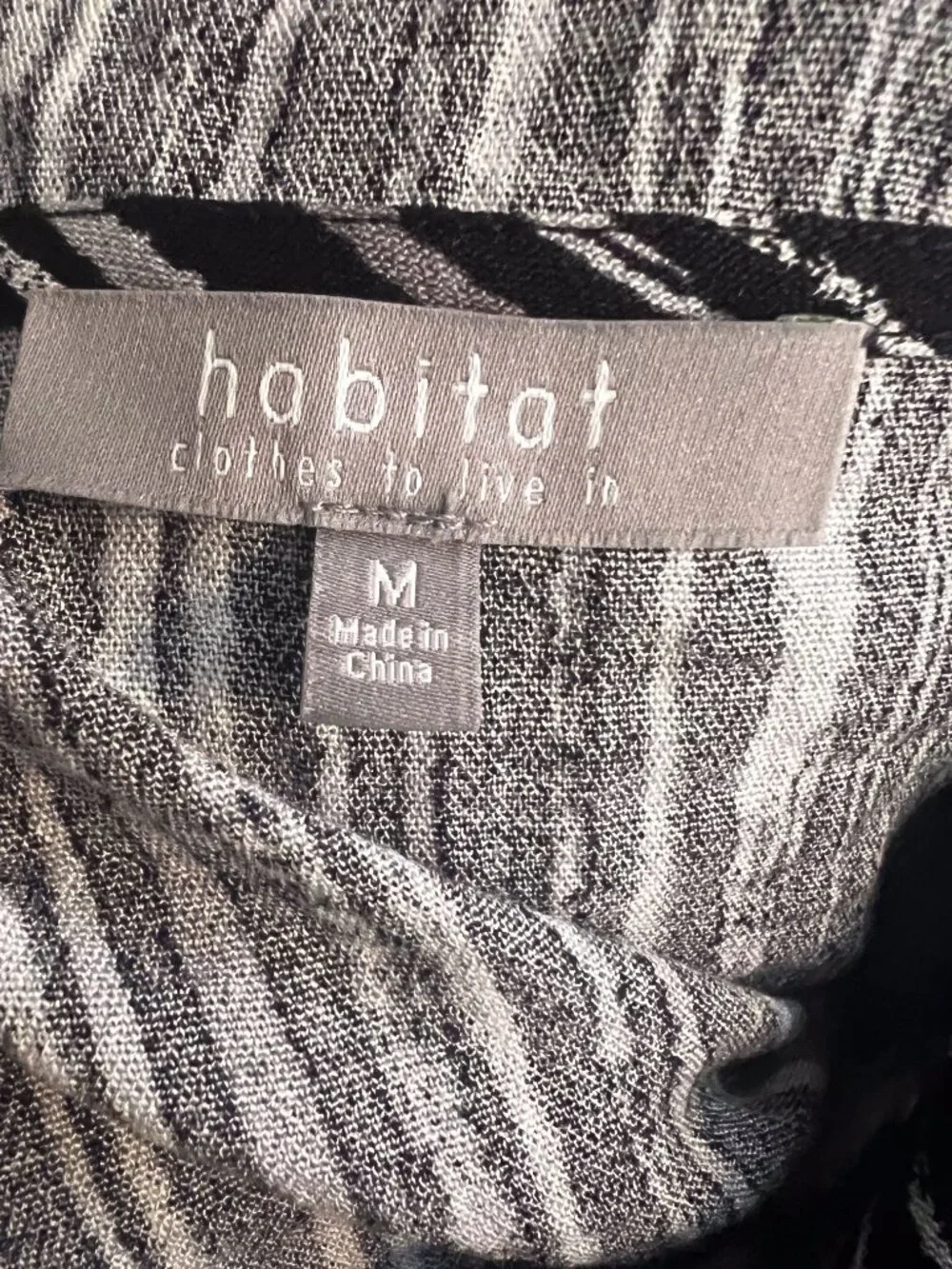 HABITAT express travel stipe pleat back chelsea jacket black white dots Medium